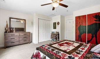 15 Quail Hollow Dr, Arden, NC 28704