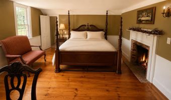 1 Smith Ln, Amherst, NH 03031