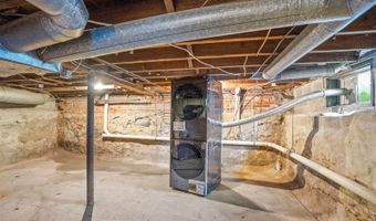 80 Pearl St, Bangor, ME 04401