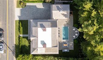 84 Coggeshall Ave, Newport, RI 02840