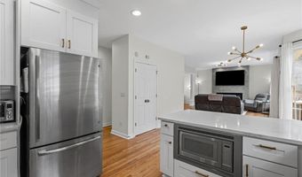 7260 Fawn Lake Dr, Alpharetta, GA 30005