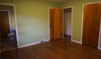 1037 Elk Dr, Ashtabula, OH 44004