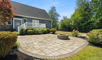 70 Cynthia Rd, Abington, MA 02351