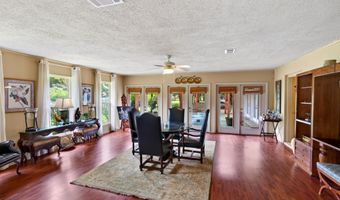 13239 Old Woolmarket Rd, Biloxi, MS 39532