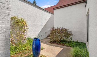 1019 Young Pl, Ann Arbor, MI 48105