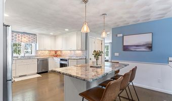 123 Terrace Ave, Cumberland, RI 02864