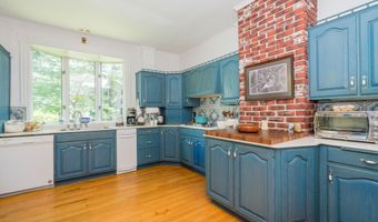 321 Guy Park Ave, Amsterdam, NY 12010