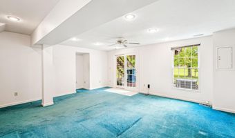 44049 FERNCLIFF Ter, Ashburn, VA 20147