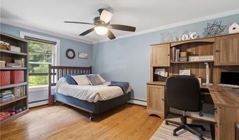 1070 Tarkiln Rd, Burrillville, RI 02830