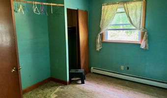 91 Nelson Rd, Bennington, VT 05201