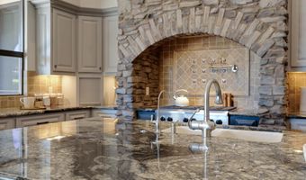 4327 E CAPRICORN Pl, Chandler, AZ 85249