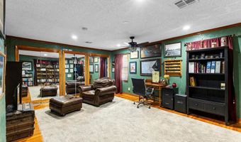 722 E 18th St, Ada, OK 74820