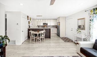1435 Cove Dr 197-A, Prospect Heights, IL 60070