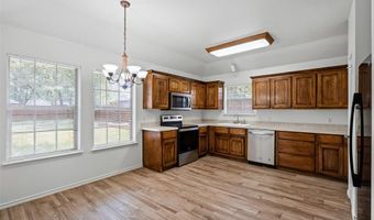 1830 Rayna Dr, Weatherford, TX 76086