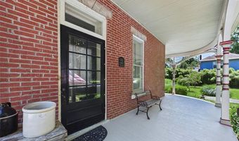 1715 Liberty St, Alton, IL 62002