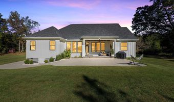 3006 Old Furnace Rd, Boiling Springs, SC 29316
