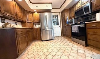1803 Windwood Dr, Bedford, IN 47421