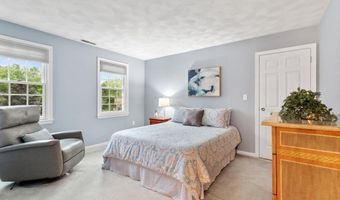 1 Preston Cir, Andover, MA 01810