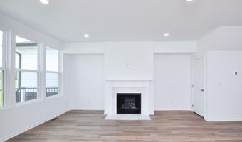 5559 E Spaniel Dr, Ann Arbor, MI 48108