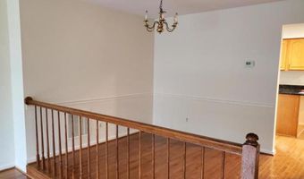 6854 SIGNATURE Cir, Alexandria, VA 22310