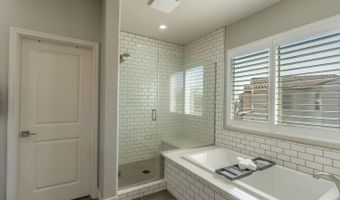 2640 Buttercup Dr, Lodi, CA 95242