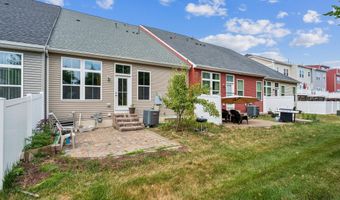 41673 MCMONAGLE Sq, Aldie, VA 20105