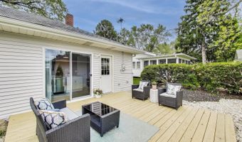 42997 N Janette St, Antioch, IL 60002