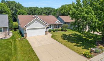 2744 W COMMONWEALTH Ct, Appleton, WI 54914