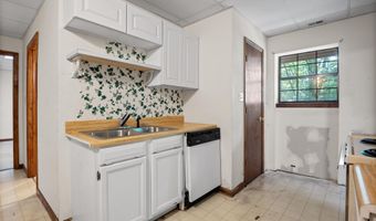 11326 E Brainerd Rd, Apison, TN 37302