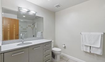 550 Seagaze Dr 9, Oceanside, CA 92054