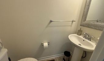41717 MCMONAGLE Sq, Aldie, VA 20105