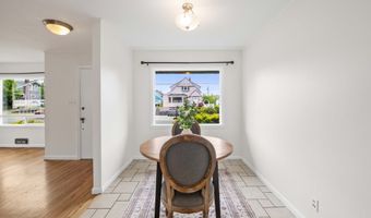1465 3RD St, Astoria, OR 97103