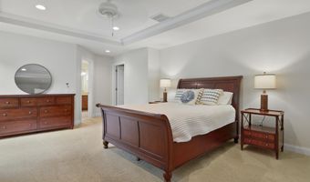 4 Chablis Ct, Bedford, NH 03110