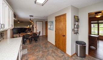 2610 NW 17th St, Ankeny, IA 50023