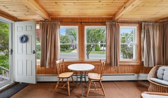 37 Fleetwood Ave, Bethel, CT 06801