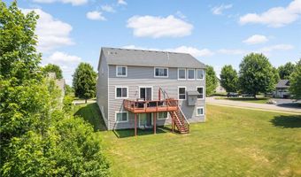 2998 Frontier Dr, Woodbury, MN 55129