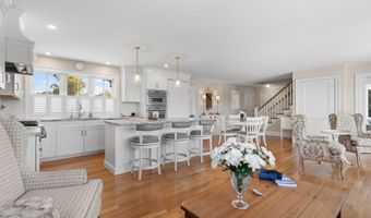 191 Stoney Point Rd, Barnstable, MA 02630