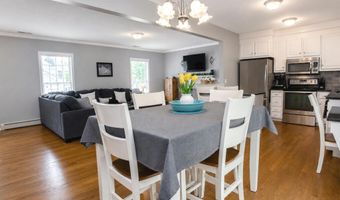 4 Rockledge Ln, Canton, CT 06019