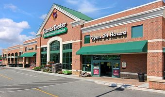 4950 BRENMAN PARK Dr 308, Alexandria, VA 22304