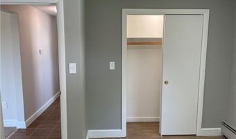 29 TACOMA St, Cranston, RI 02920
