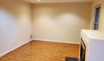 6854 SIGNATURE Cir, Alexandria, VA 22310
