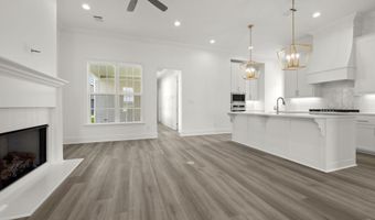 14013 Spalding Way, Baton Rouge, LA 70817
