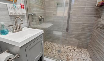 9201 Brookside Cir, Spring Valley, CA 91977
