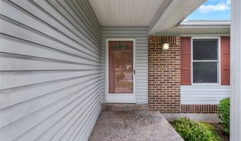 501 Echo Hill Ct, Ballwin, MO 63021