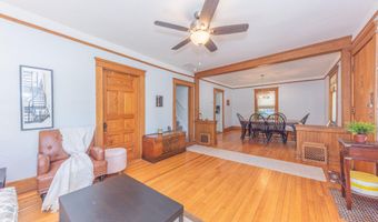 1123 W Huron St, Ann Arbor, MI 48103