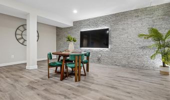 6685 JESSAMINE Ct, Annandale, VA 22003