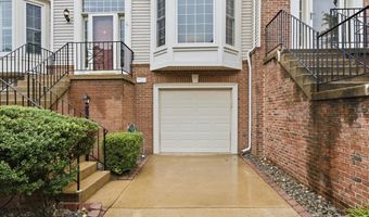 7035 KINGS MANOR Dr, Alexandria, VA 22315
