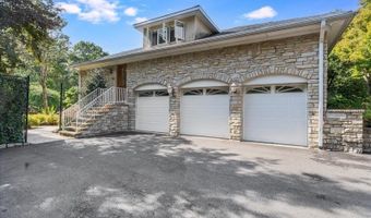120 Goodale Rd, Andover, NJ 07860