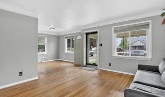 15861 Anne Ave, Allen Park, MI 48101