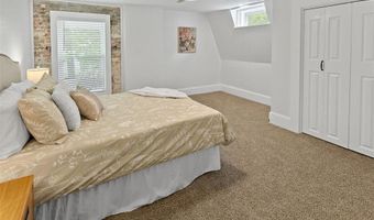 2367 Central Ave, Alton, IL 62002